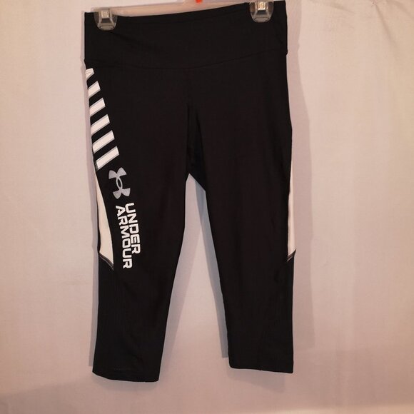 Under Armour Heatgear Compression Ladies Capri Length Black with White Leggings - Picture 1 of 8